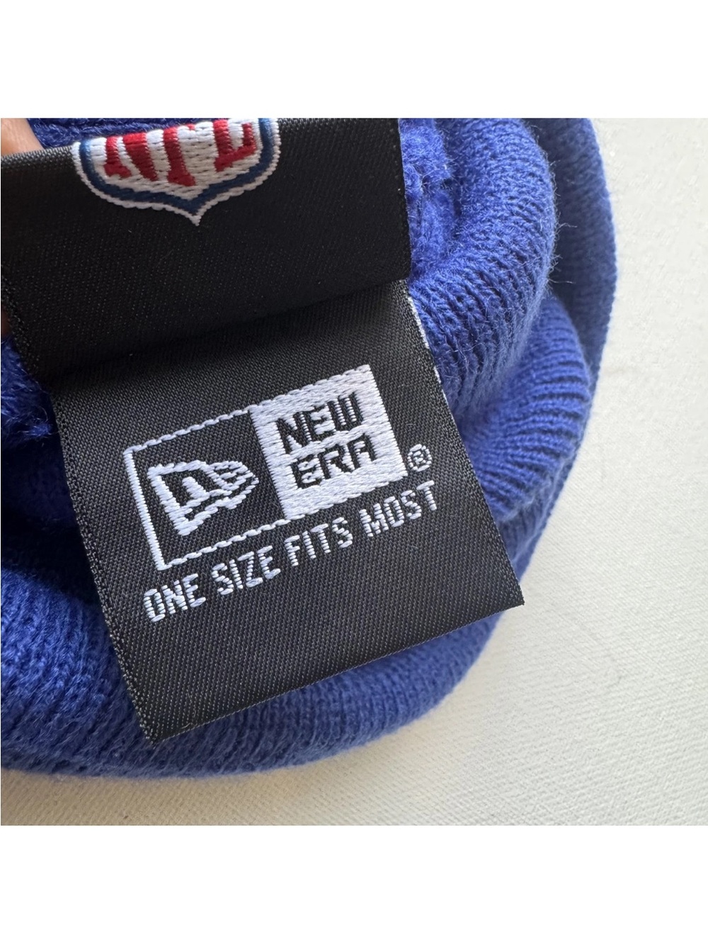 NFL New Era New York Giants Beanie Blue One Size Fits Most Acrylic Cap NWT NEW - Picture 4 of 7